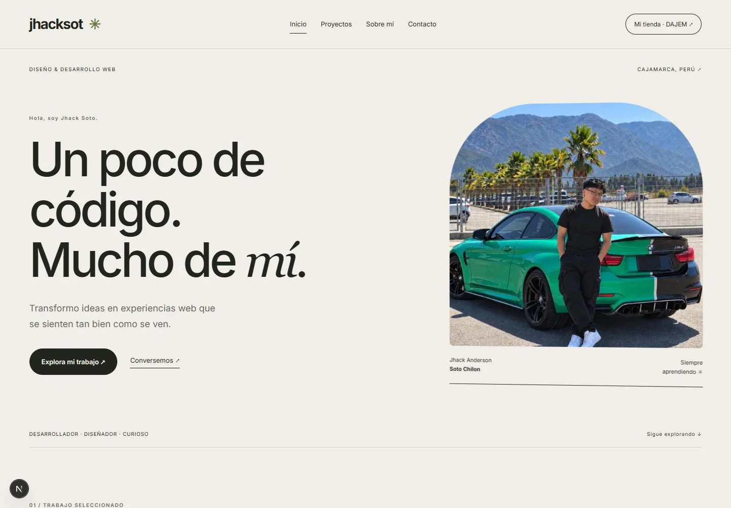 Captura real de escritorio del portafolio de Jhack Soto